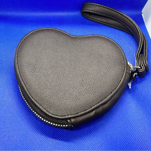 Juicy Couture Pink and Black Heart Wristlet - Picture 5 of 8